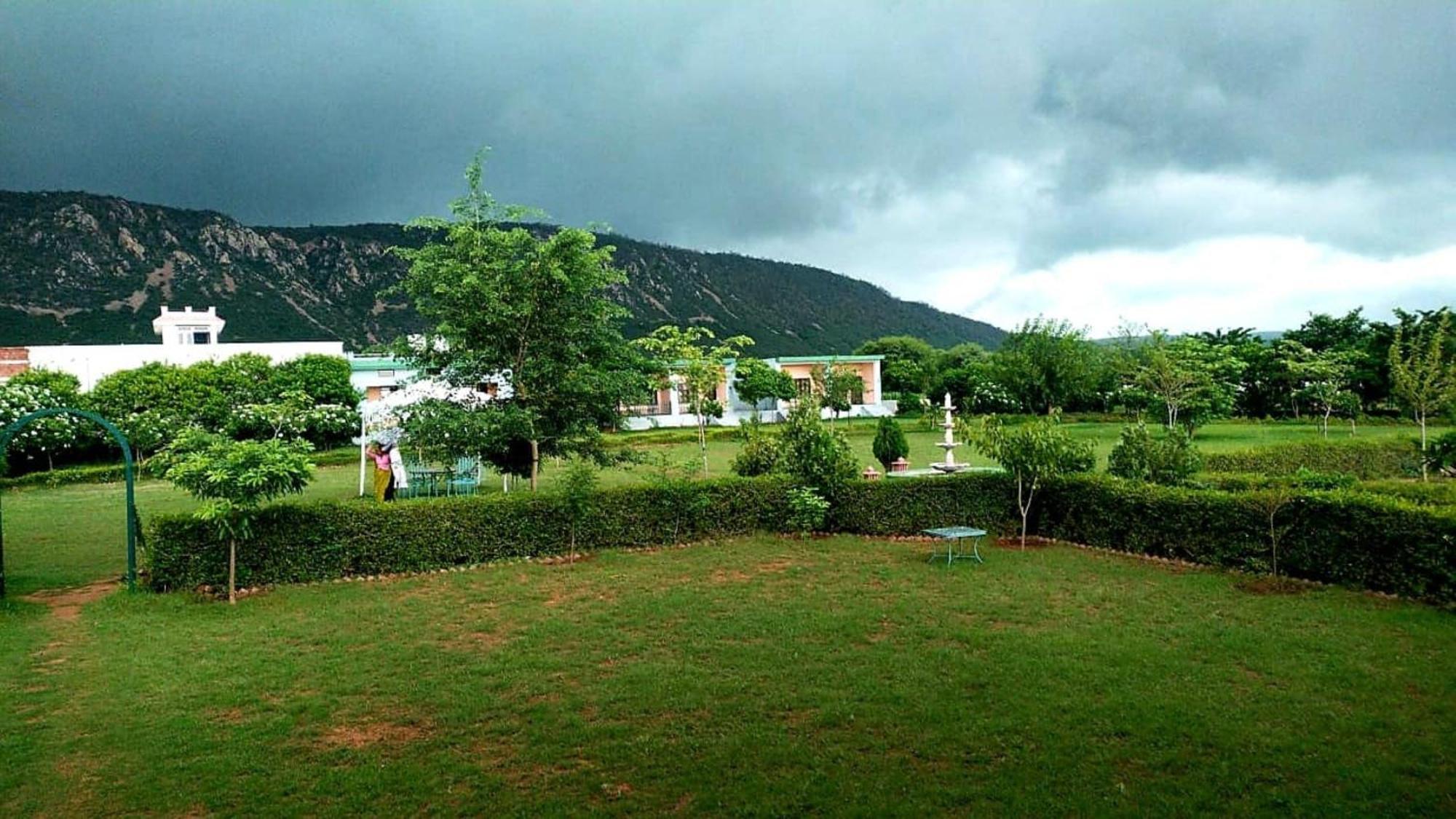 Hotel The Sariska Retreat Thana Ghazi Exterior foto